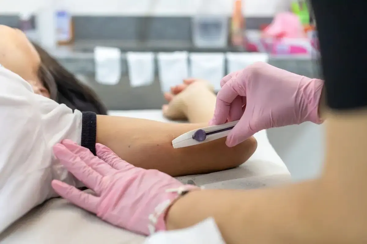 Implanon: Contracepção moderna, discreta e de longa duração