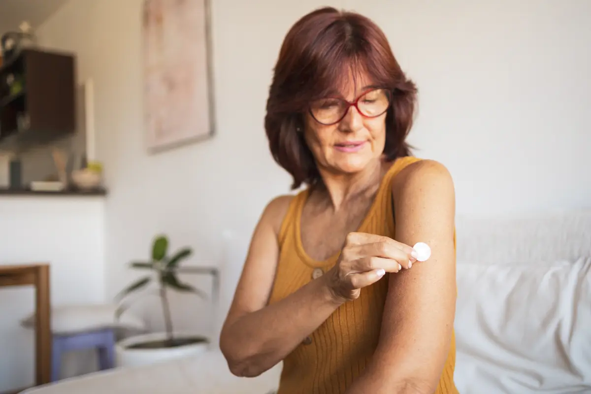 Reposição hormonal: quem pode se beneficiar e quem deve evitar